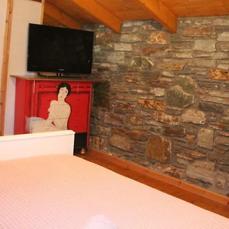 το πέτρινο - Stonehouse Hébergement de vacances Petriaí