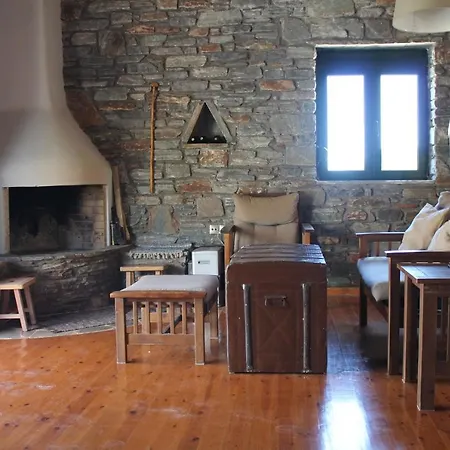το πέτρινο - Stonehouse Petriaí