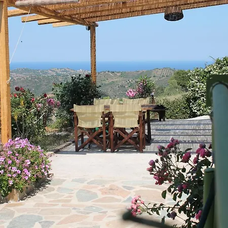 το πέτρινο - Stonehouse * Petriaí